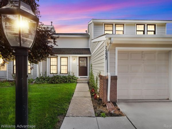 22627 Cranbrooke Drive , Novi, Mi 48375
