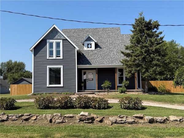 606 East Street, Lathrop, MO 64465