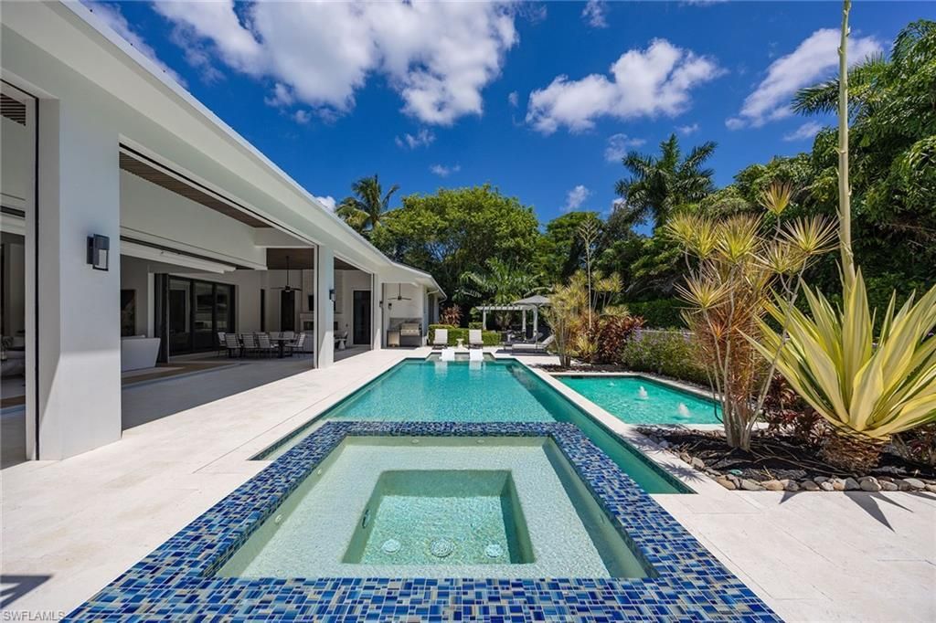 1300 Nautilus Rd , Naples, FL 34102 Photo