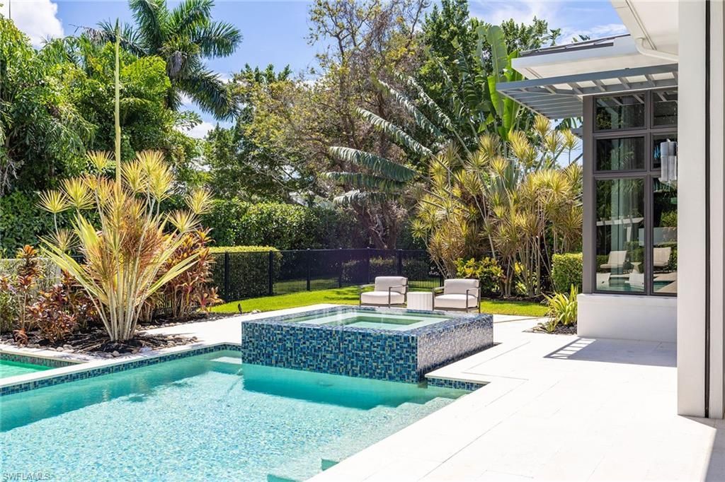 1300 Nautilus Rd , Naples, FL 34102 Photo
