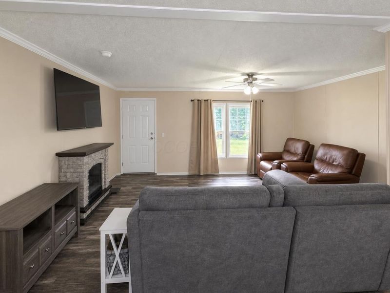 2445 Columbus Lancaster Road NW, Unit 11, Lancaster, OH 43130 Photo 10