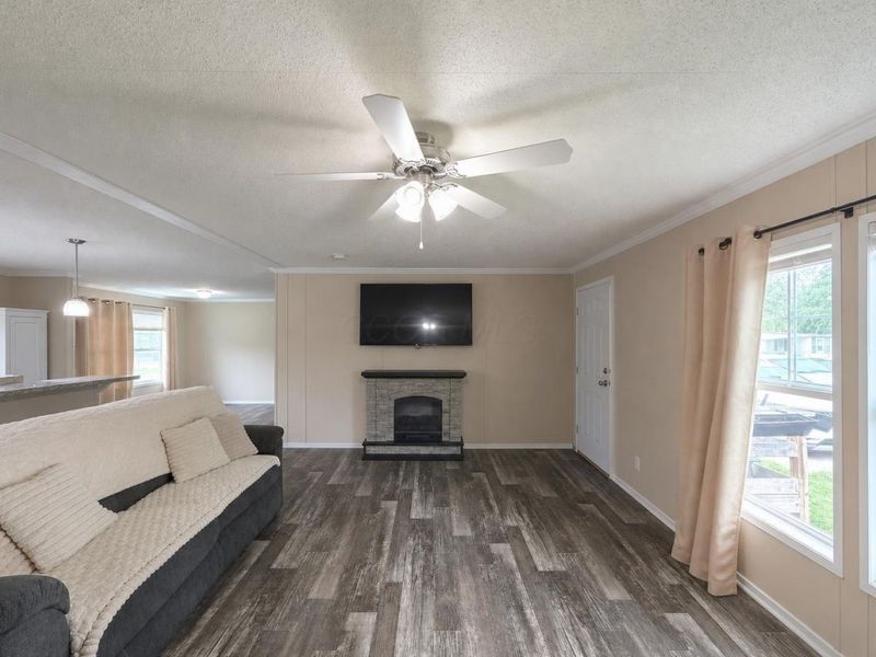 2445 Columbus Lancaster Road NW, Unit 11, Lancaster, OH 43130 Photo 12
