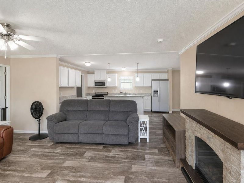 2445 Columbus Lancaster Road NW, Unit 11, Lancaster, OH 43130 Photo 8