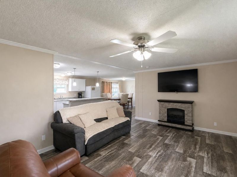 2445 Columbus Lancaster Road NW, Unit 11, Lancaster, OH 43130 Photo 9