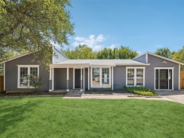 3804 Indian Wells Drive, Arlington, TX 76017