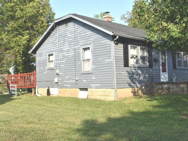 917 W Walnut Street , Brownstown, IN 47220