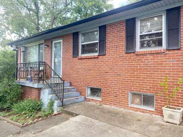 701 Yowell Ave , Madison, TN 37115