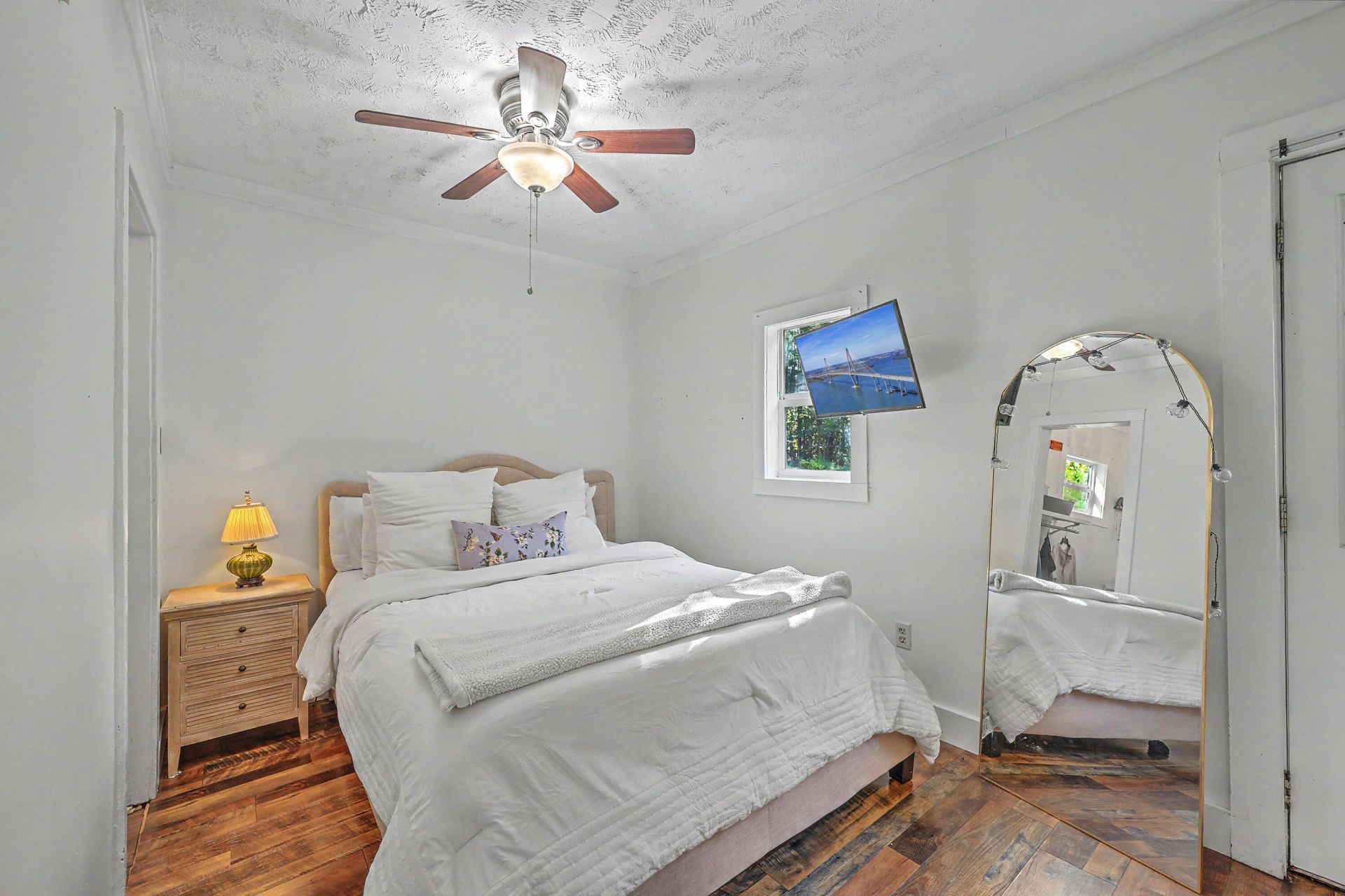 1036 Milcrest Drive Photo 19