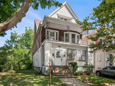 1696 S Park Avenue, Buffalo, NY 14220