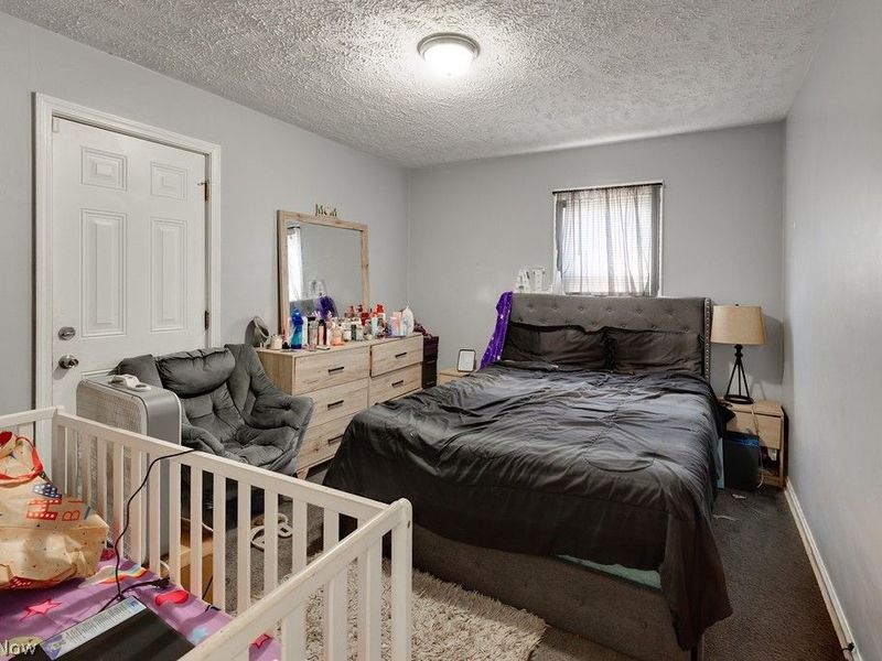 16612 Glendale Avenue, Cleveland, OH 44128 Photo 11