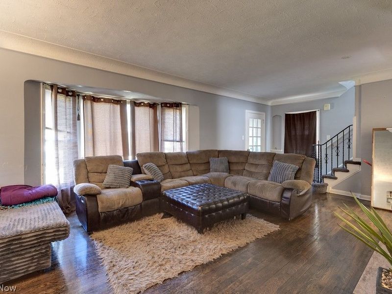 16612 Glendale Avenue, Cleveland, OH 44128 Photo 8