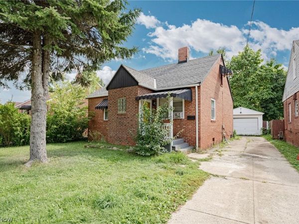 17106 Palda Drive , Cleveland, OH 44128
