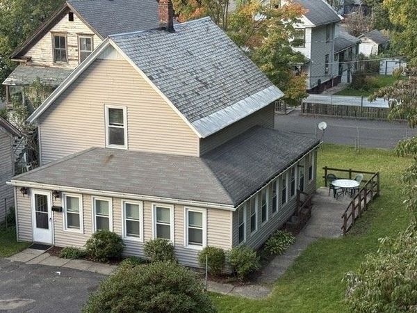 9 Spring St, Montague, MA 01376
