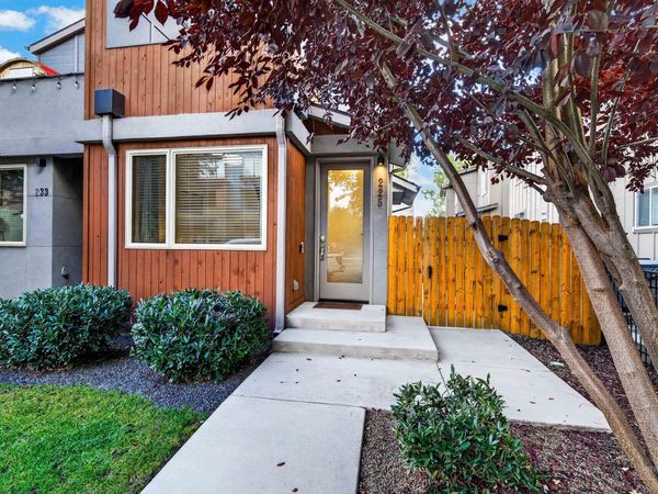 225 E 36th Street, Garden City, ID 83714