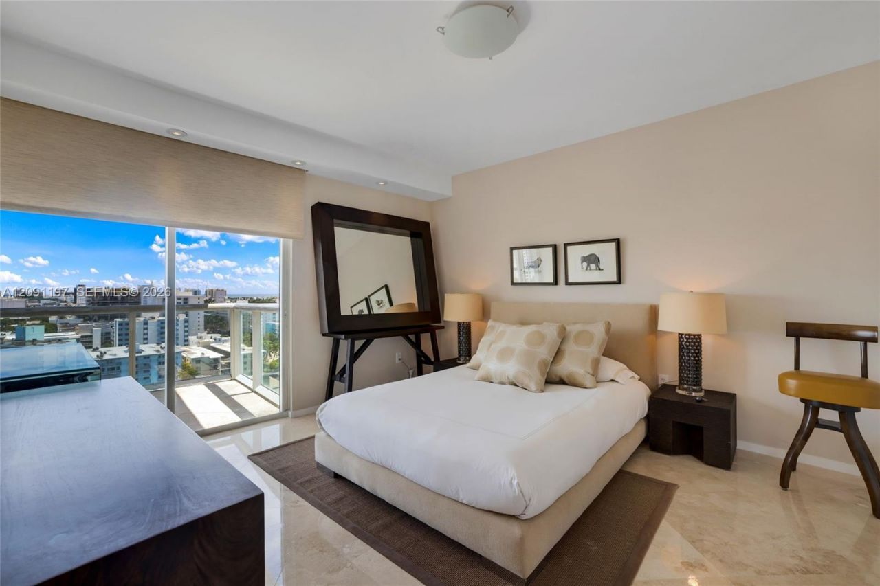 10 Venetian Way, Unit 1404, Miami Beach, FL 33139 Photo