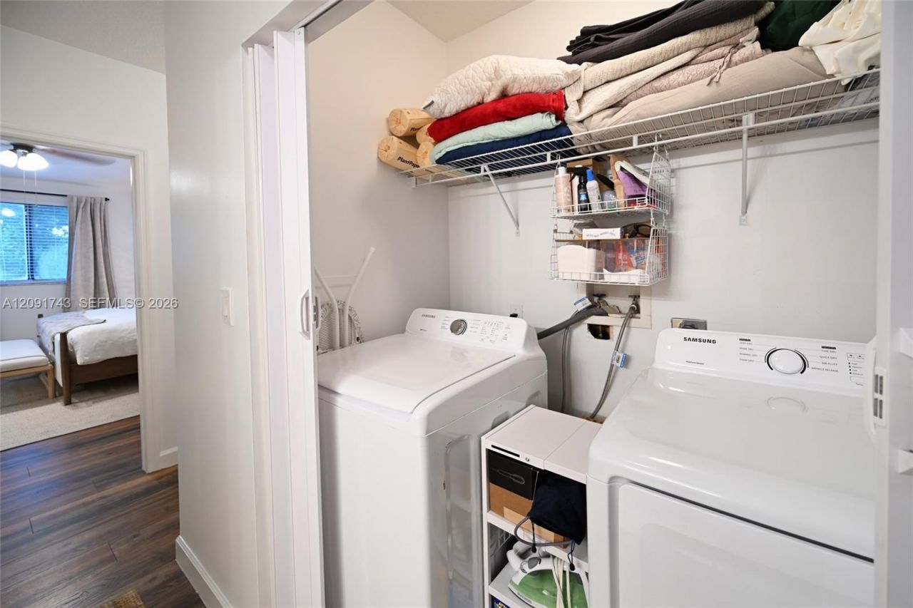 3813 Simms St , Unit 3813, Hollywood, FL 33021 Photo