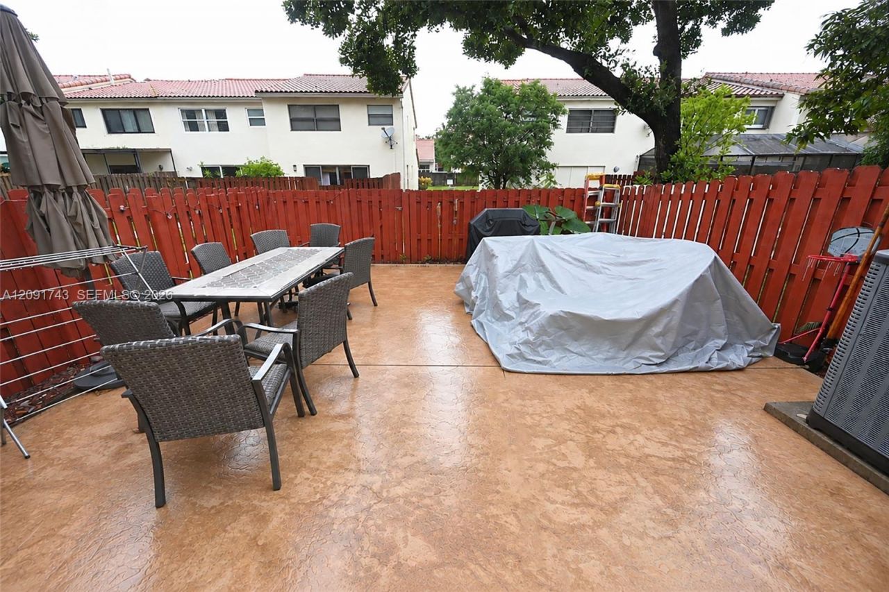 3813 Simms St , Unit 3813, Hollywood, FL 33021 Photo