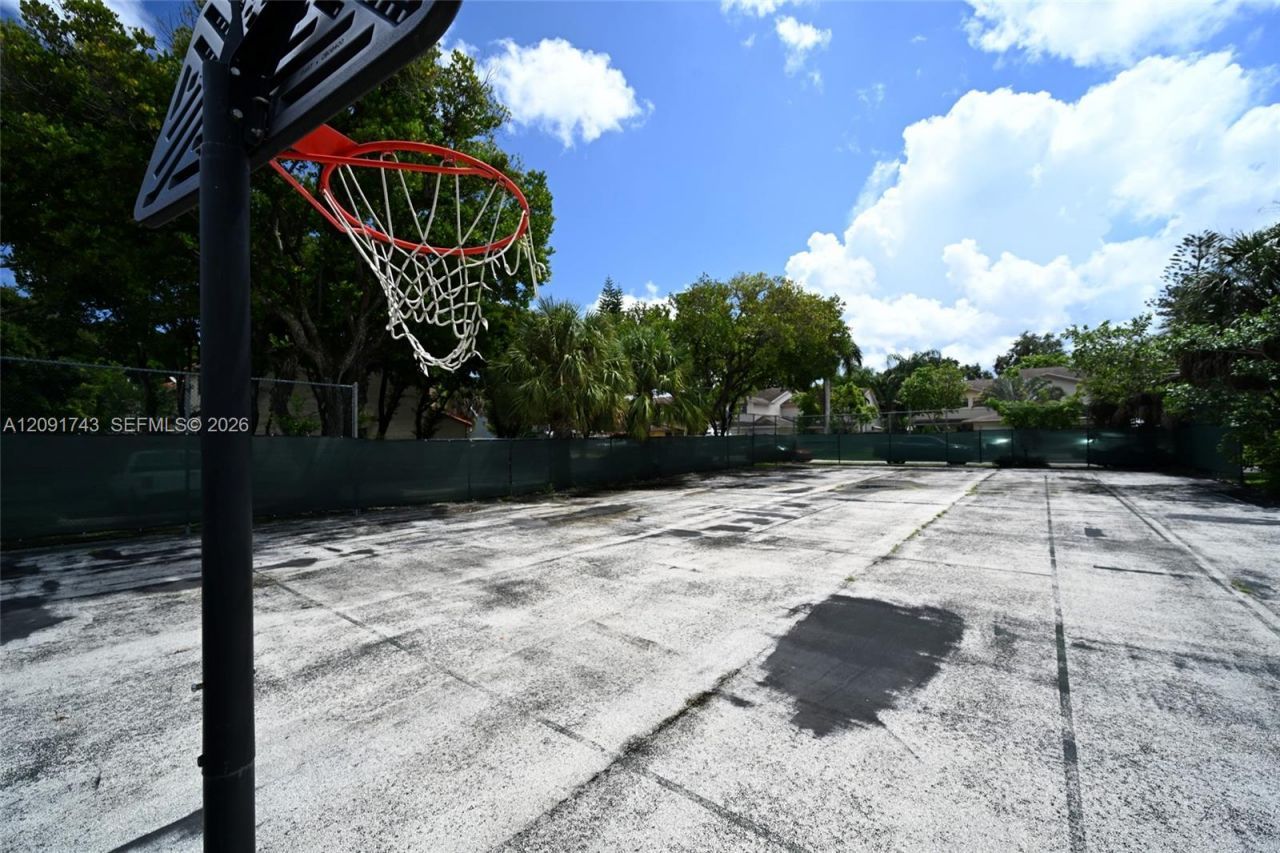 3813 Simms St , Unit 3813, Hollywood, FL 33021 Photo