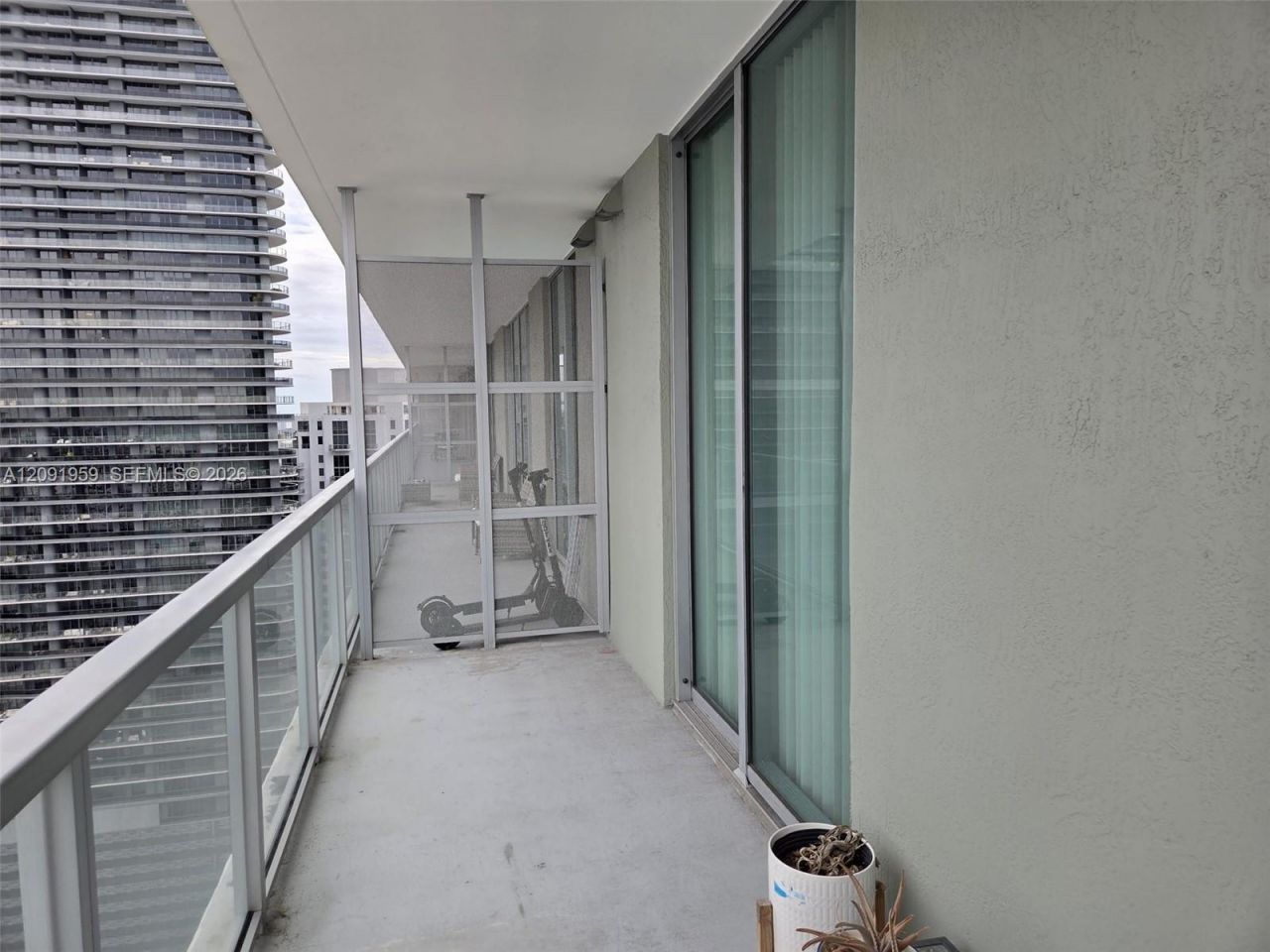 1111 SW 1st Ave , Unit UPH4024-, Miami, FL 33130 Photo