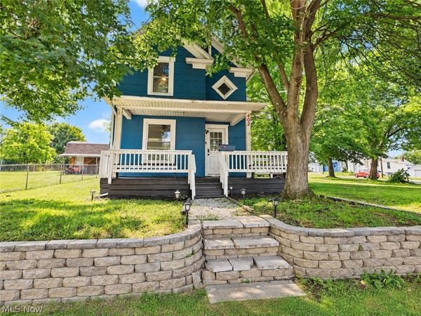 402 Hall Avenue , Barberton, OH 44203