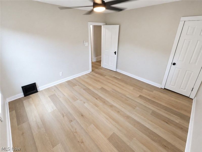 402 Hall Avenue, Barberton, OH 44203 Photo 12