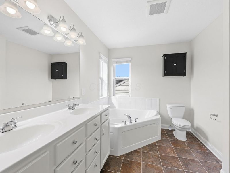 6045 Highlander Drive , Westerville, OH 43081 Photo 24