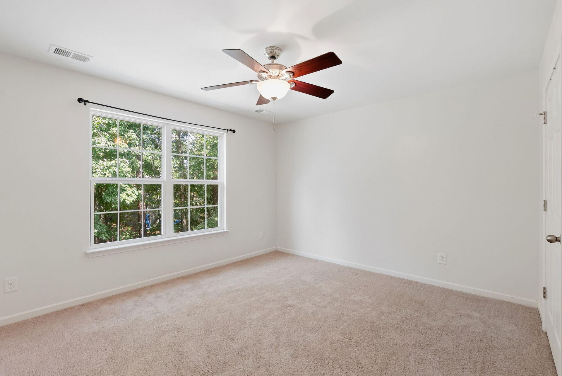 187 Blackstone Drive Photo 27