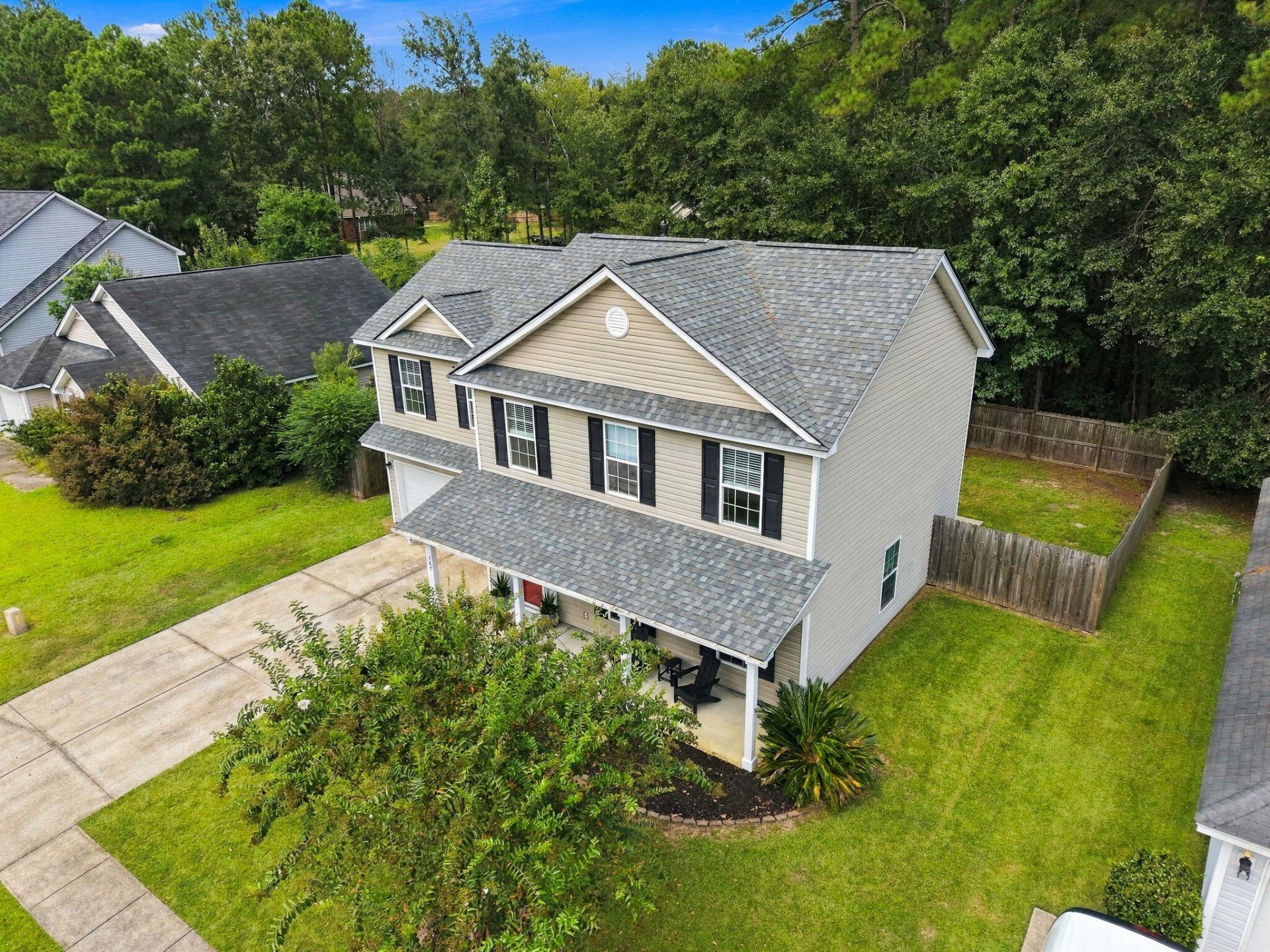 187 Blackstone Drive Photo 4