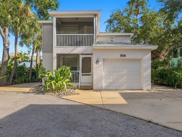 516 HOWARD COURT , SARASOTA, FL 34236