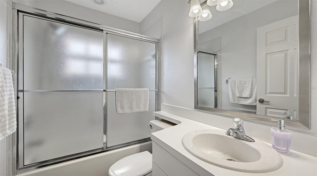 5469 Fair Oaks Street , Unit 5C, Bradenton, FL 34203 Photo