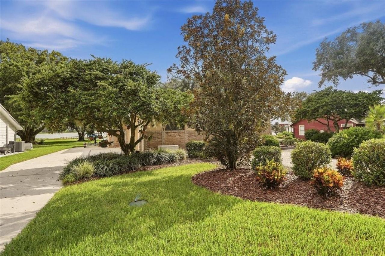 557 Sutton Road, Auburndale, FL 33823 Photo