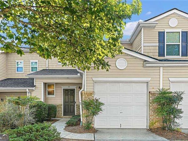 302 Oak Leaf Place, Acworth, GA 30102