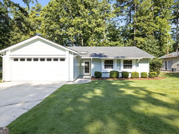 102 Quail Run, Peachtree City, GA 30269