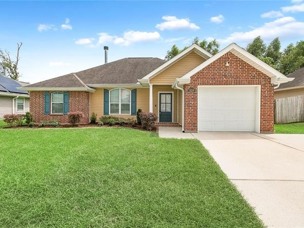 329 ALLIE Lane , Luling, LA 70070