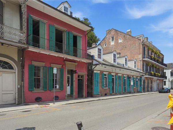 823 ROYAL Street, Unit 201, New Orleans, LA 70116