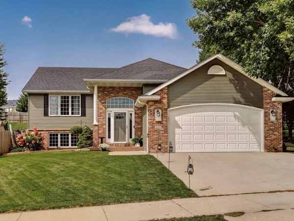 2502 Boulder Ridge Drive NW, Rochester, MN 55901