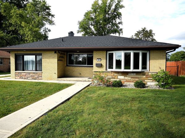 6918 W 116th Street , Worth, IL 60482