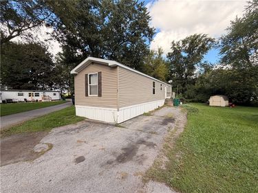 7 Crystal Lane , Batavia, NY 14020