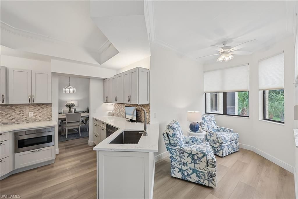 7024 Pelican Bay Blvd, Unit 201, Naples, FL 34108 Photo