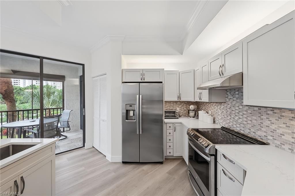 7024 Pelican Bay Blvd, Unit 201, Naples, FL 34108 Photo
