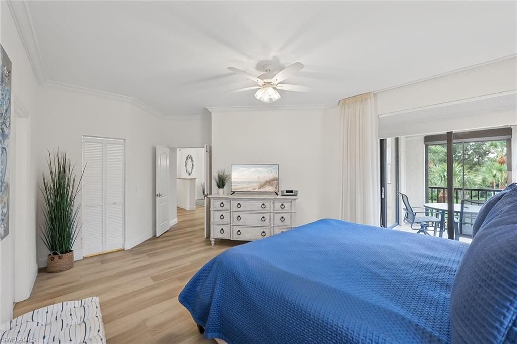 7024 Pelican Bay Blvd, Unit 201, Naples, FL 34108 Photo