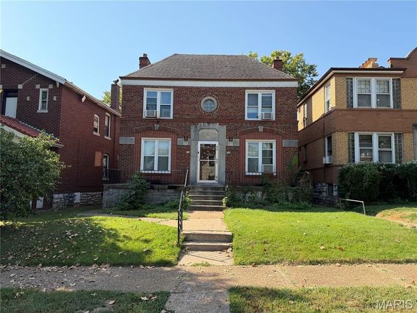 4928 Winona Avenue , St Louis, MO 63109