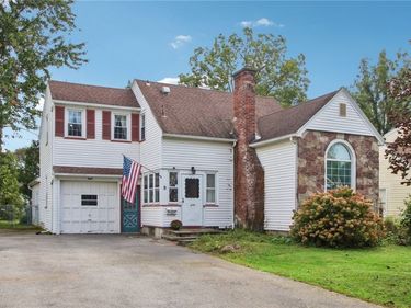 8 Benedict Drive, Rochester, NY 14624