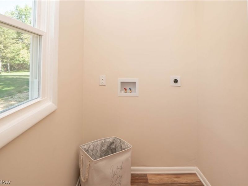 12800 Redwood Avenue NW, Uniontown, OH 44685 Photo 18