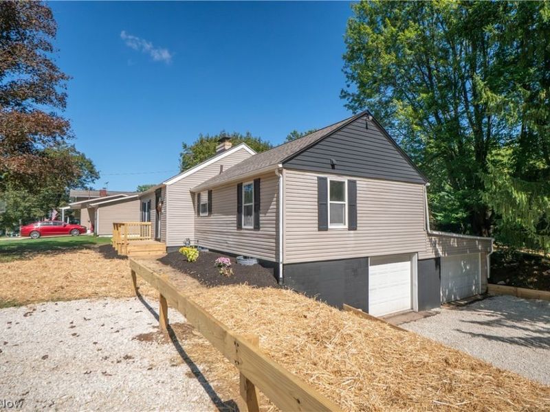 12800 Redwood Avenue NW, Uniontown, OH 44685 Photo 28