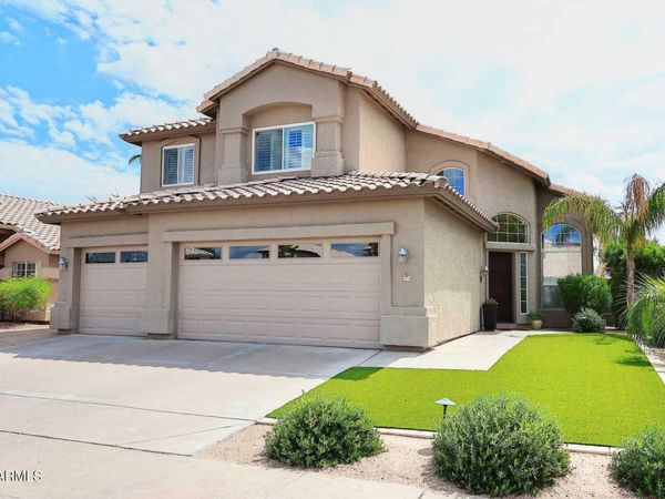 2811 E BROOKWOOD Court, Phoenix, AZ 85048