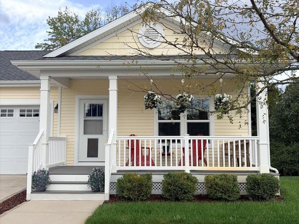 4482 Marie Therese Circle, Pinckney, MI 48169