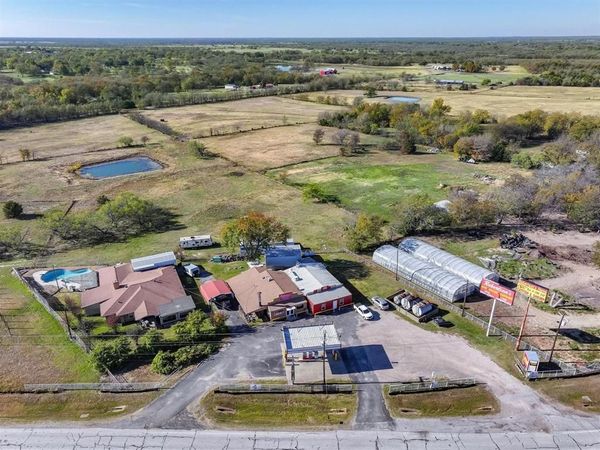 28323 I20 , Wills Point, TX 75169