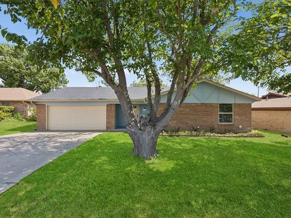 5608 Newman Drive, North Richland Hills, TX 76180