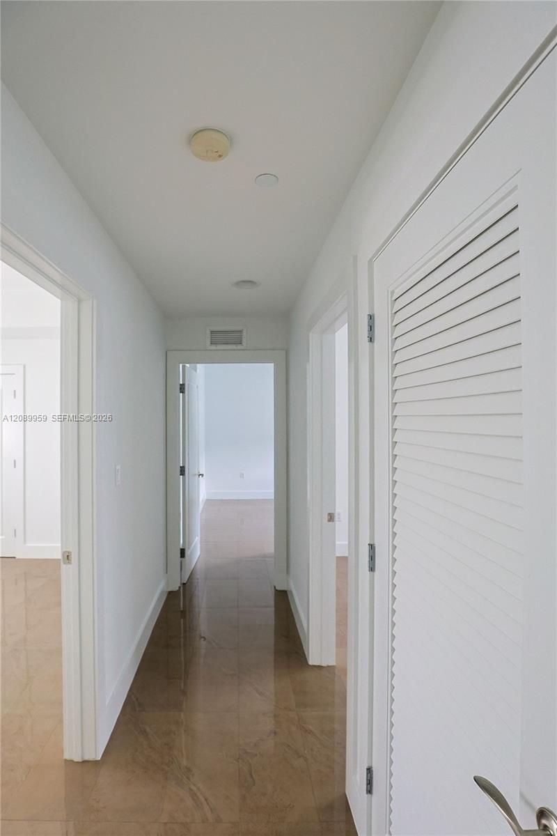 7520 SW 59th Pl, Unit 4D, South Miami, FL 33143 Photo